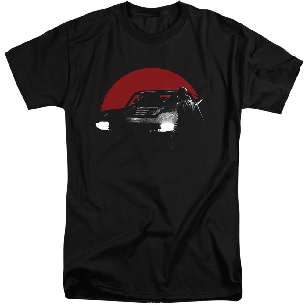 THE BATMAN : RED MOON AND BATMOBILE ADULT TALL FIT SHORT SLEEVE Black 2X