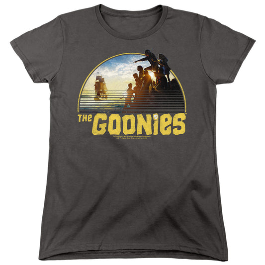 THE GOONIES : PIRATE SHIP WOMENS SHORT SLEEVE Charcoal 2X